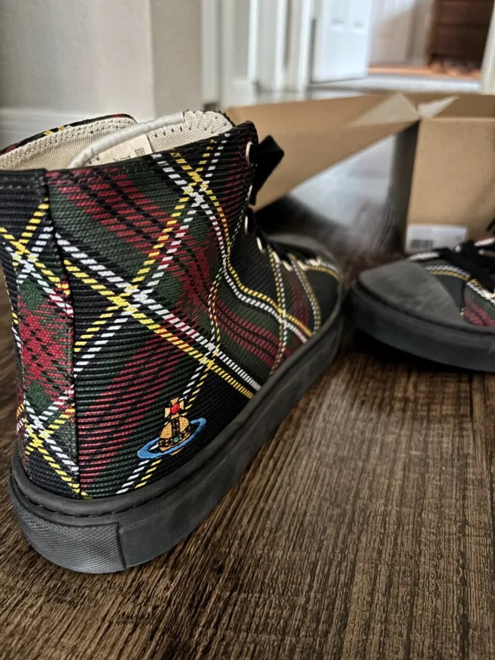 Vivian Westwood Size 42